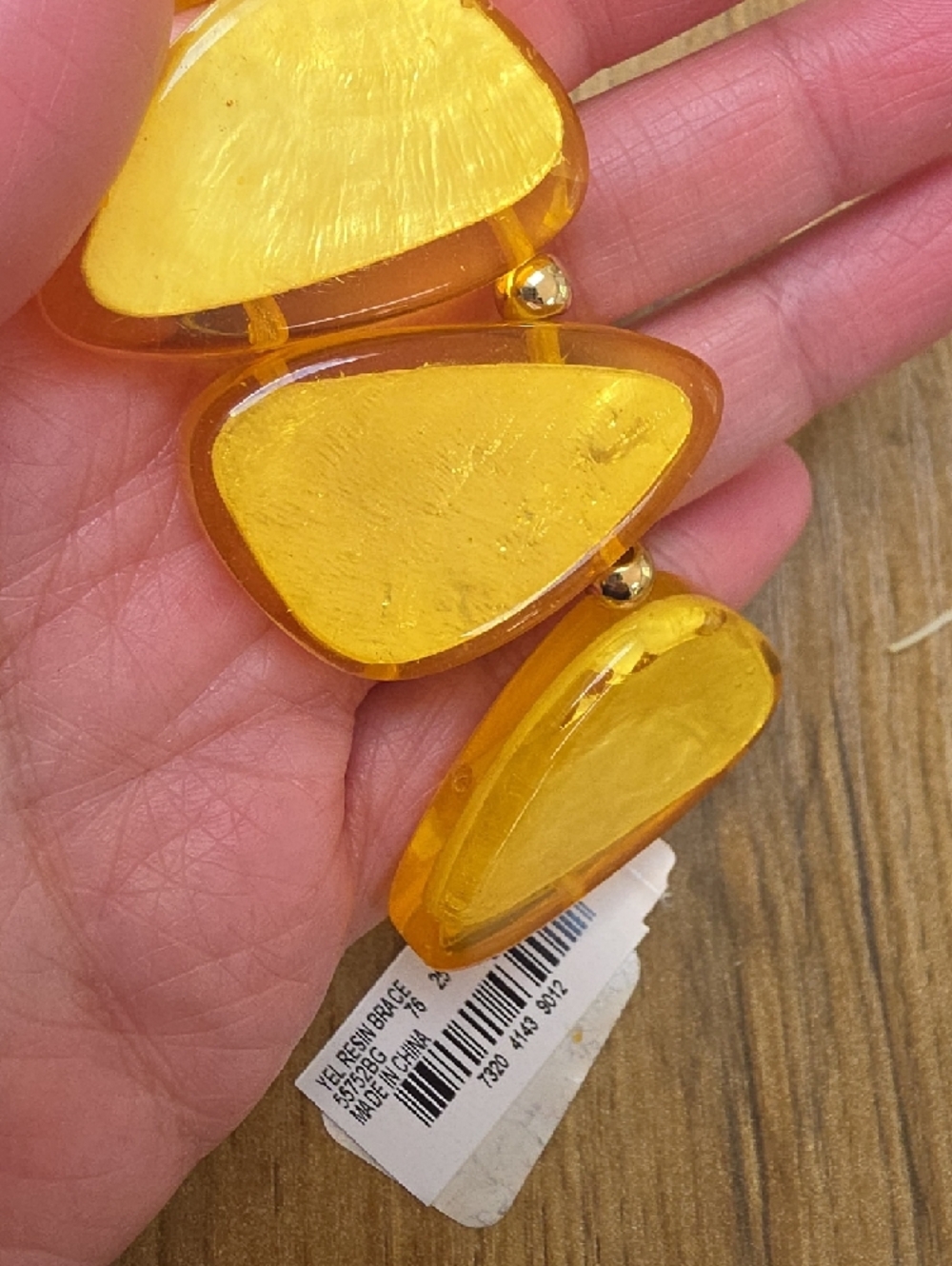 Style & Co. Golden Yellow Resin Petal Stretch Bracelet - Picture 5 of 6
